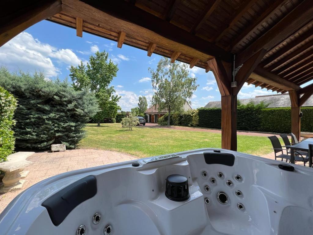 La Bourreliere - Salle De Jeux Barbecue Beauval *