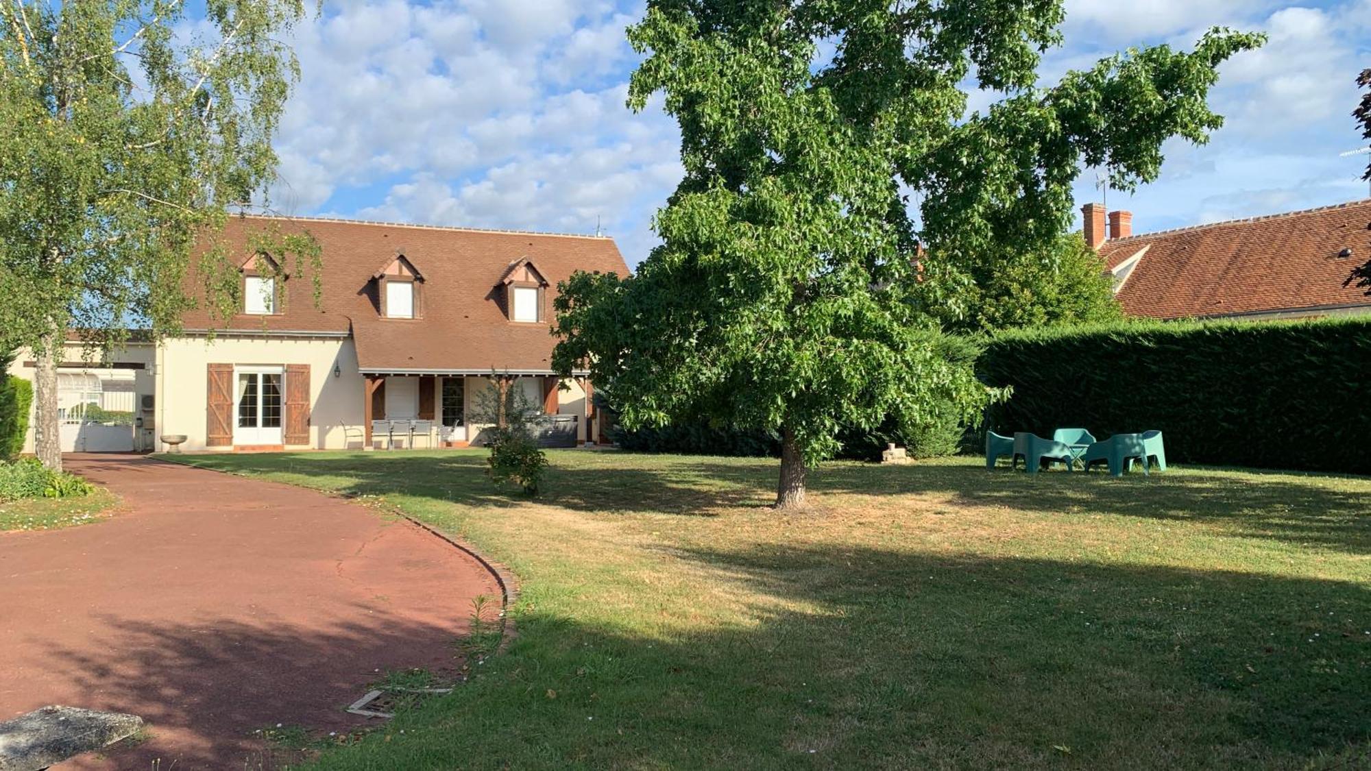 Holiday home La Bourreliere - Salle De Jeux Barbecue Beauval
